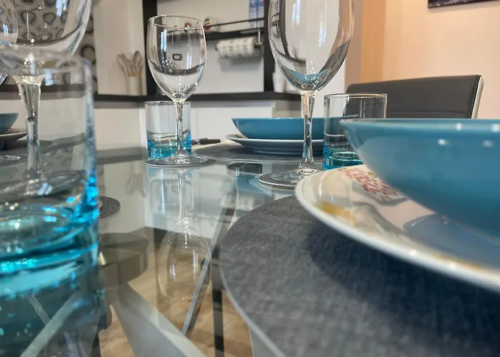 Διαμέρισμα Lombardo's Family - Free Private Parking 700m From The Station!
