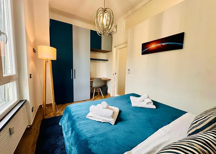Lombardo's Family - Free Private Parking 700m From The Station! Λα Σπέτσια