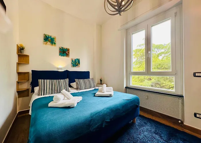 Lombardo's Family - Free Private Parking 700m From The Station! Διαμέρισμα